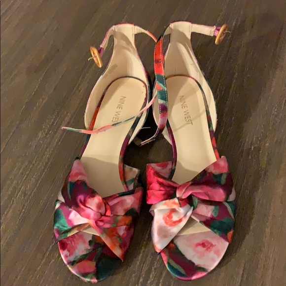 Nine West Shoes - Nine West 1” floral flats